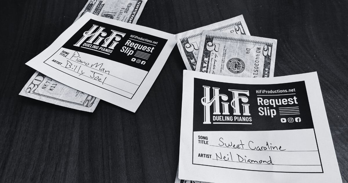 How Tips Work For Dueling Pianos