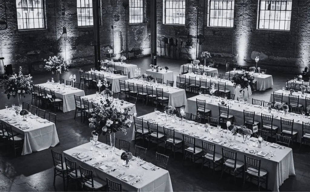 Think Outside the Circle: Why Rectangle Tables Are Better for Dueling Pianos